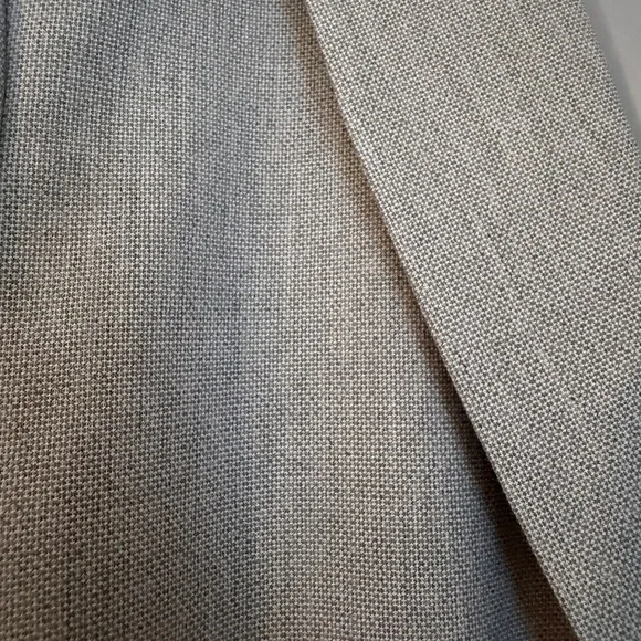 Banana Republic Light Gray Women's Blazer and Trousers - Picture 2 of 6